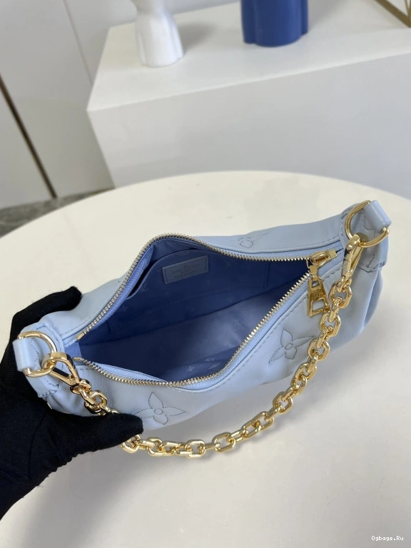 OVER VUITTON LOUIS THE MOON 0522